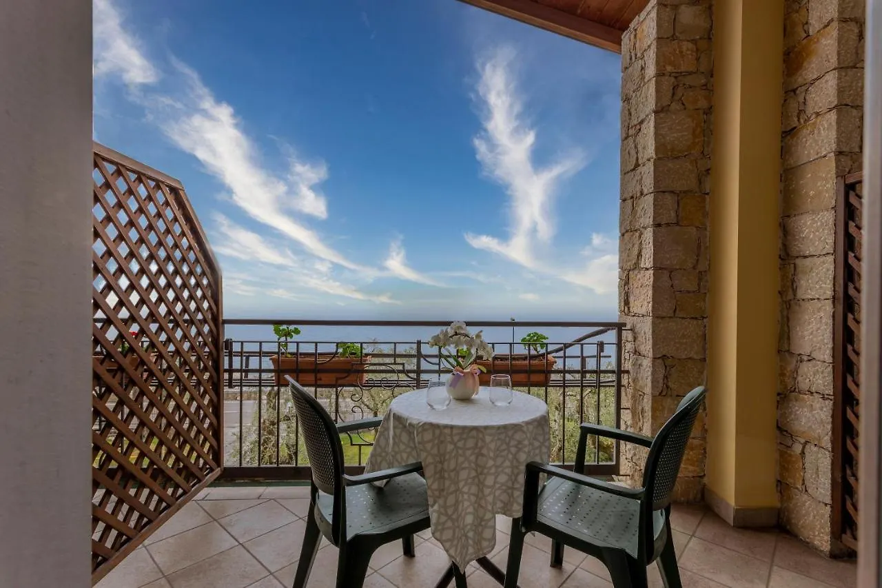 Hotel Veronesi Brenzone sul Garda 3*,  Italien