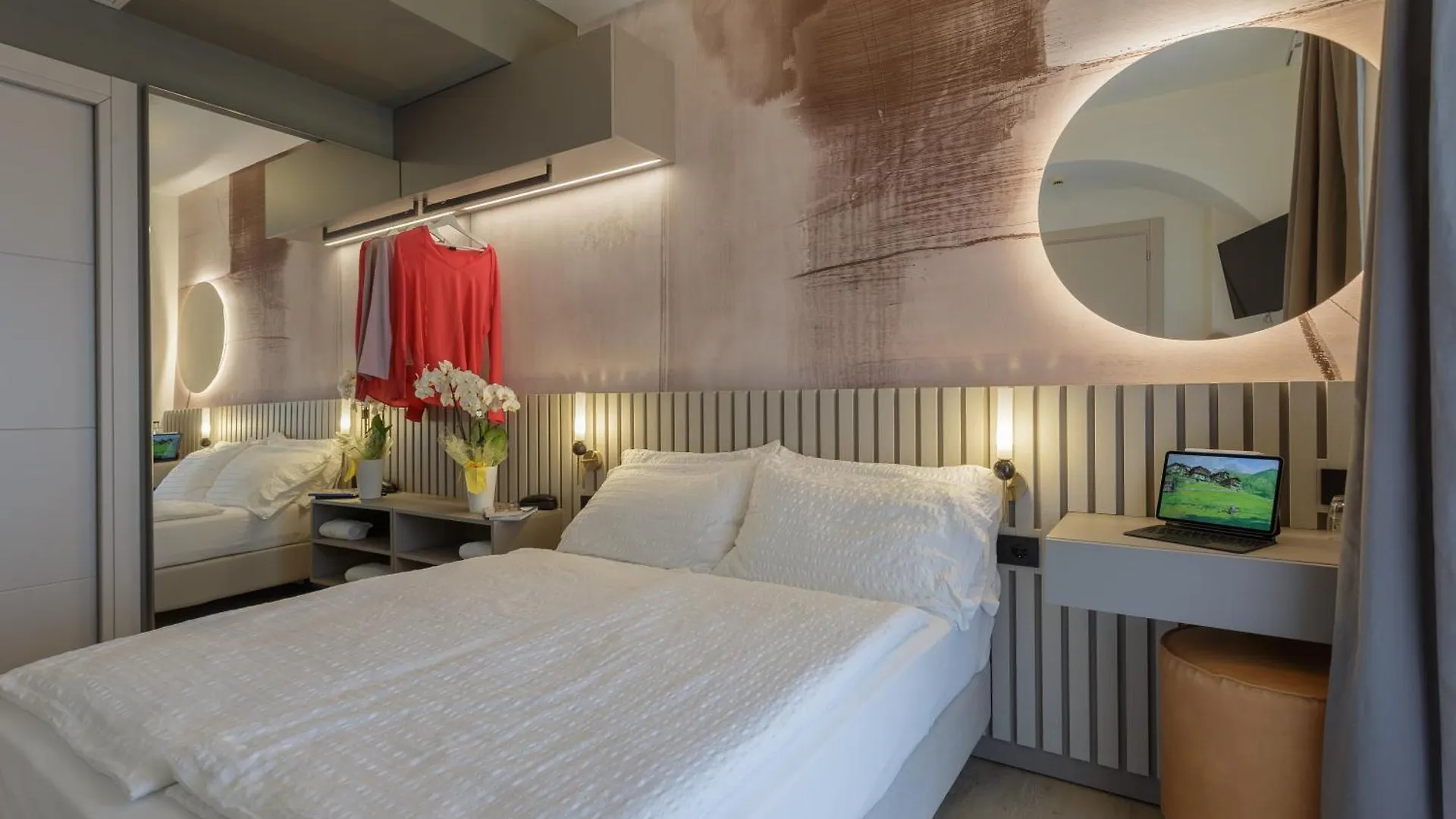 Hotel Veronesi Brenzone sul Garda 3*,